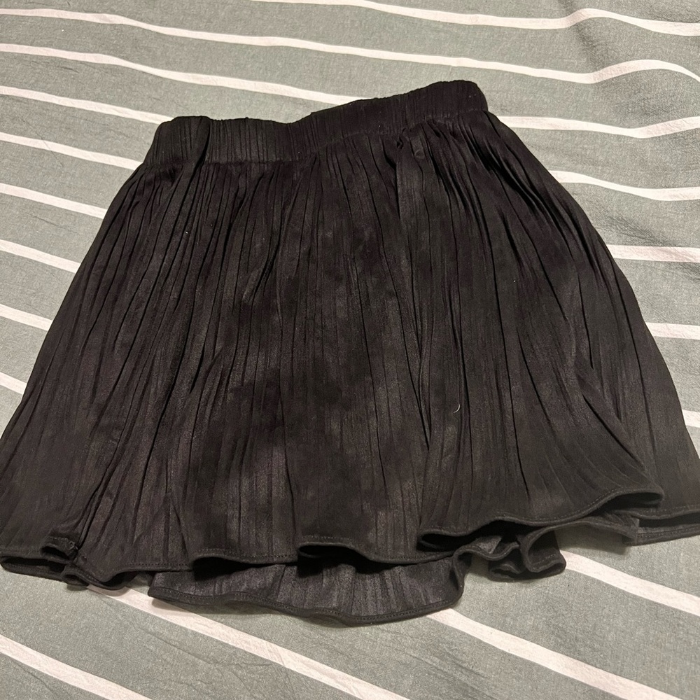 Boutique brand black pleated skirt, size small